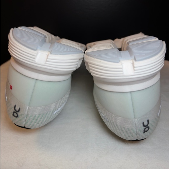 On Running Cloud 6 Push Horizon Honeydew 3MF10053001 – Men’s 11.5 – New - Picture 13 of 15